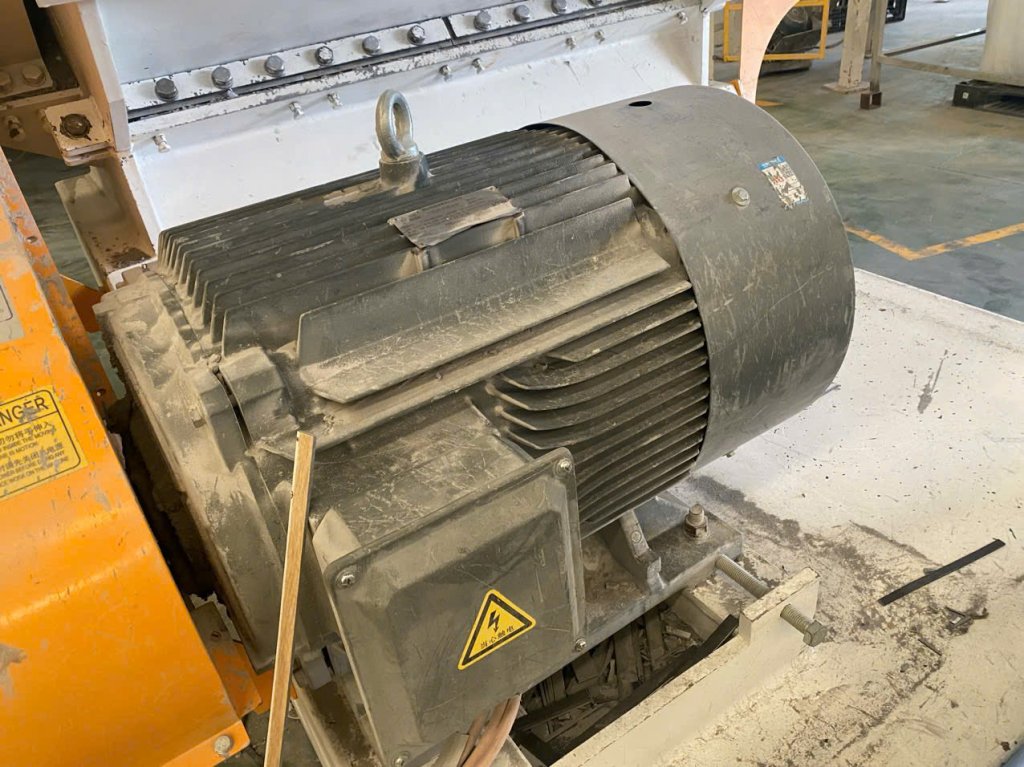 Motor Tải nặng - Motor YE2 cần thay thế